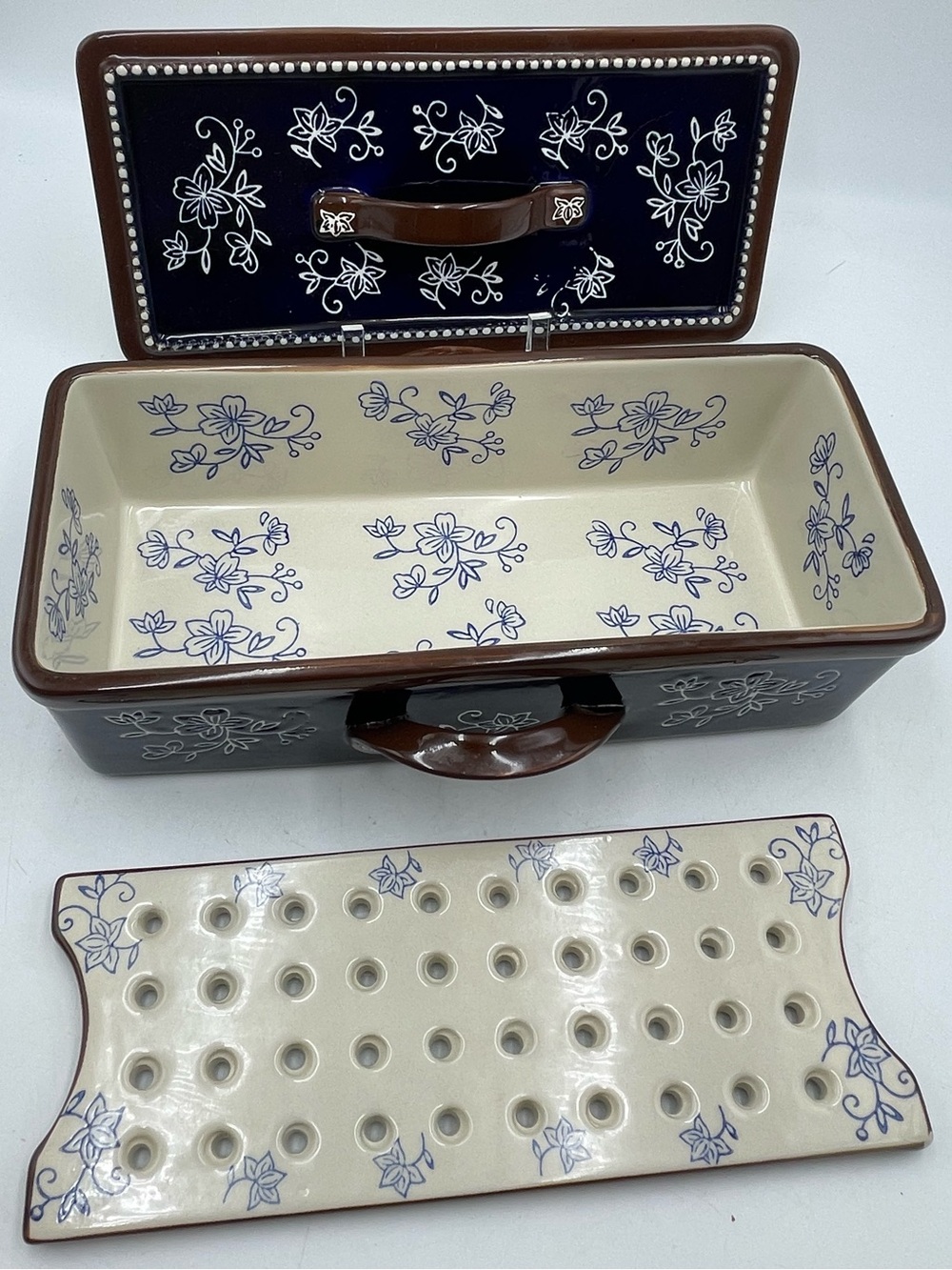 Temp-tations by Tara “Floral Lace” 1.75 QT. Stoneware 3pc Casserole Loaf Pan Set